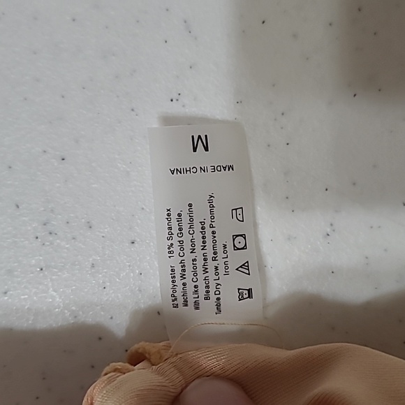 Unknown Brand women's One-Shoulder Orange & Tan Patterned Swimsuit Size Medium - Picture 4 of 5